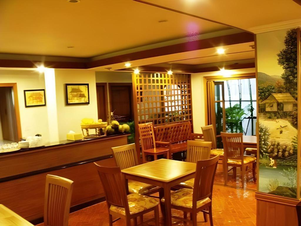 Chada Thai House Pattaya Εξωτερικό φωτογραφία